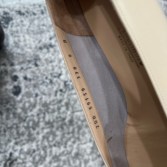 Ferragamo Vera size 9 - Picture 5 of 5